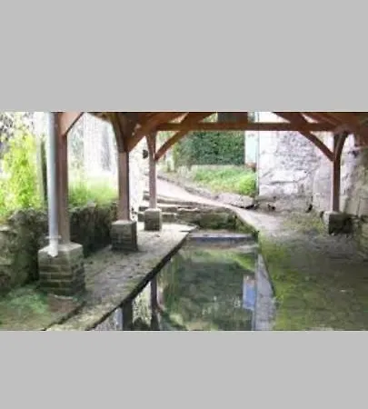 Petit Maison Villageoise