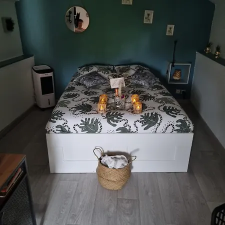 Petit Maison Villageoise *