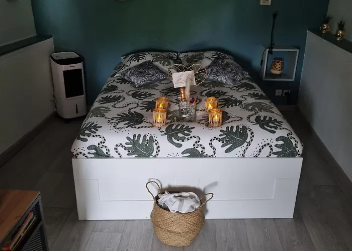 Petit Maison Villageoise *